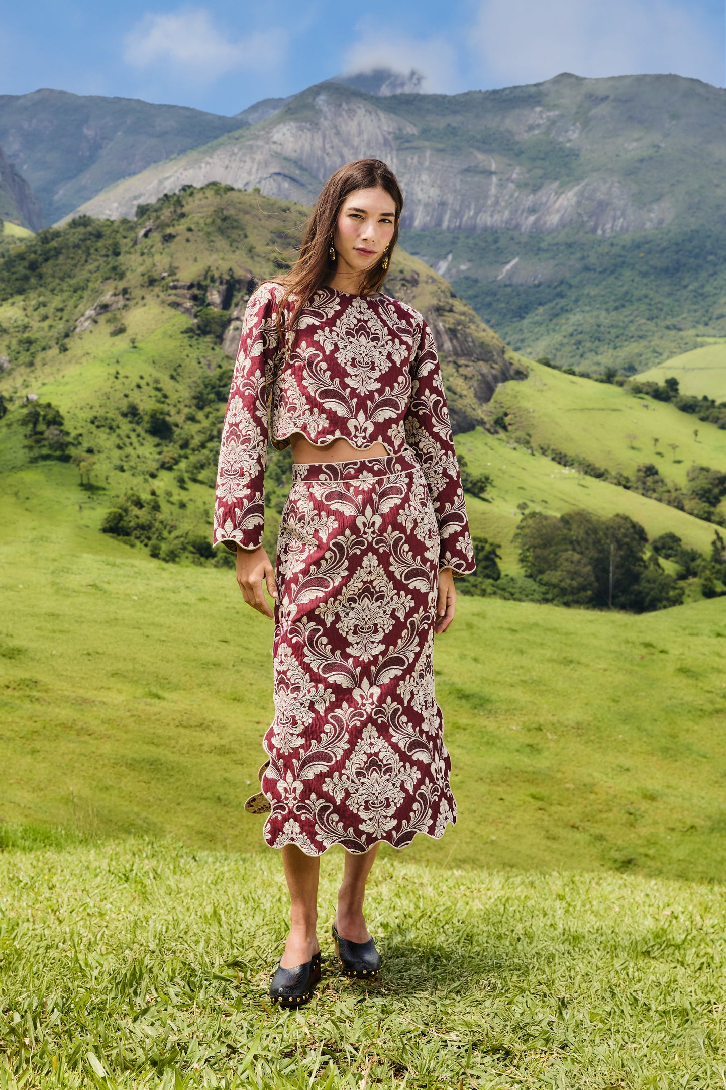 Bicolor Jacquard Waves Midi Skirt